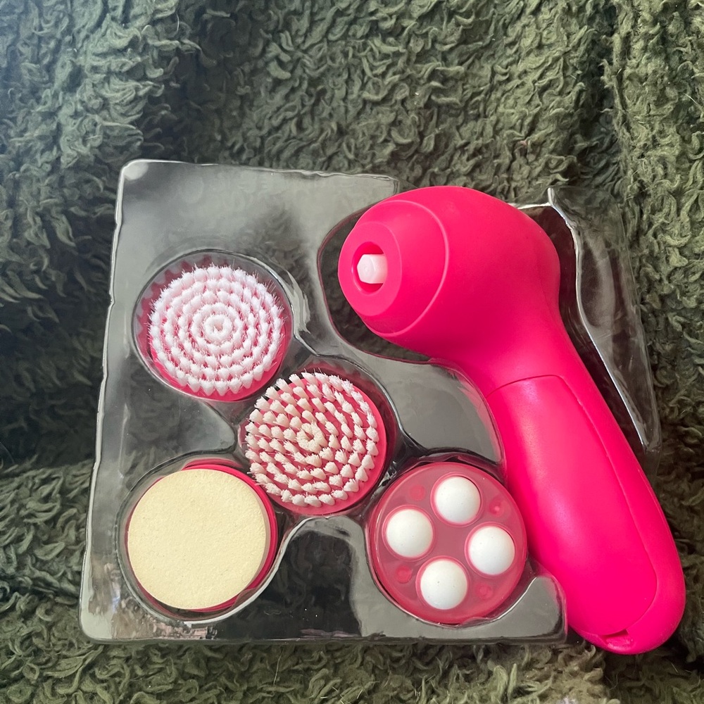 Pink Facial Cleansing Brush Set